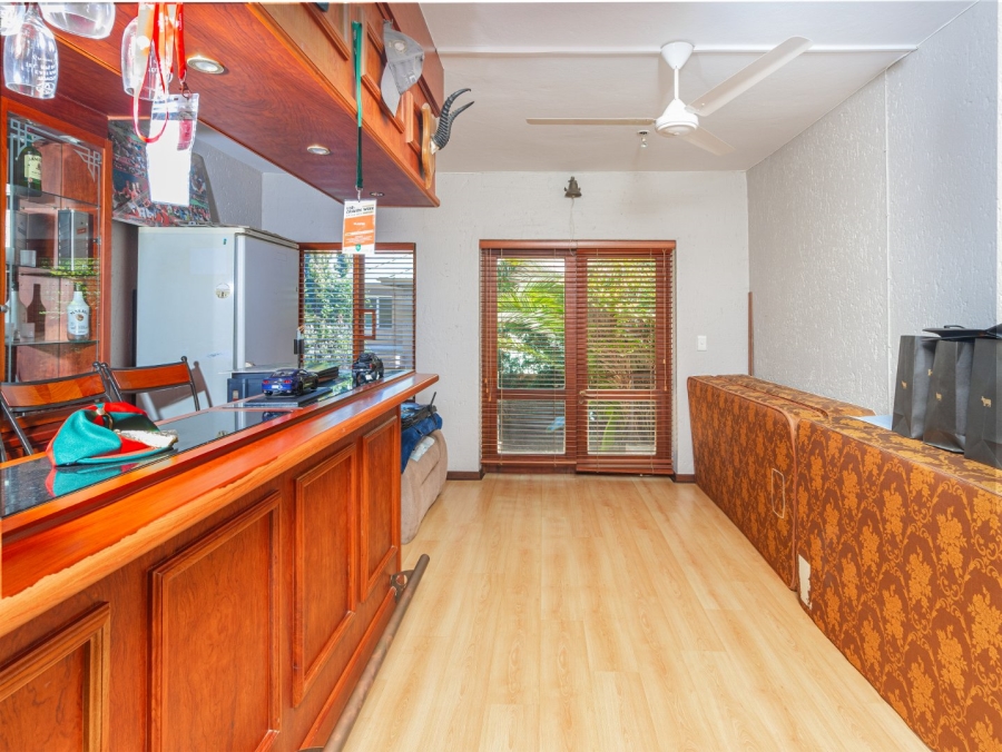 4 Bedroom Property for Sale in Caribbean Beach Club North West